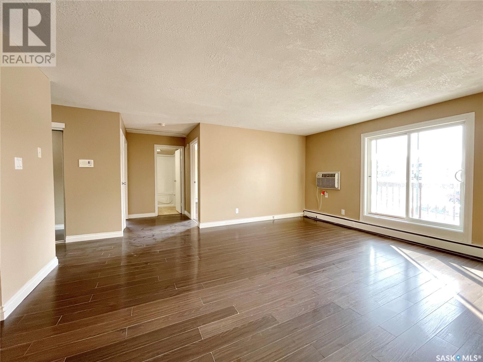 Property at 205 522 X AVENUE S image 4