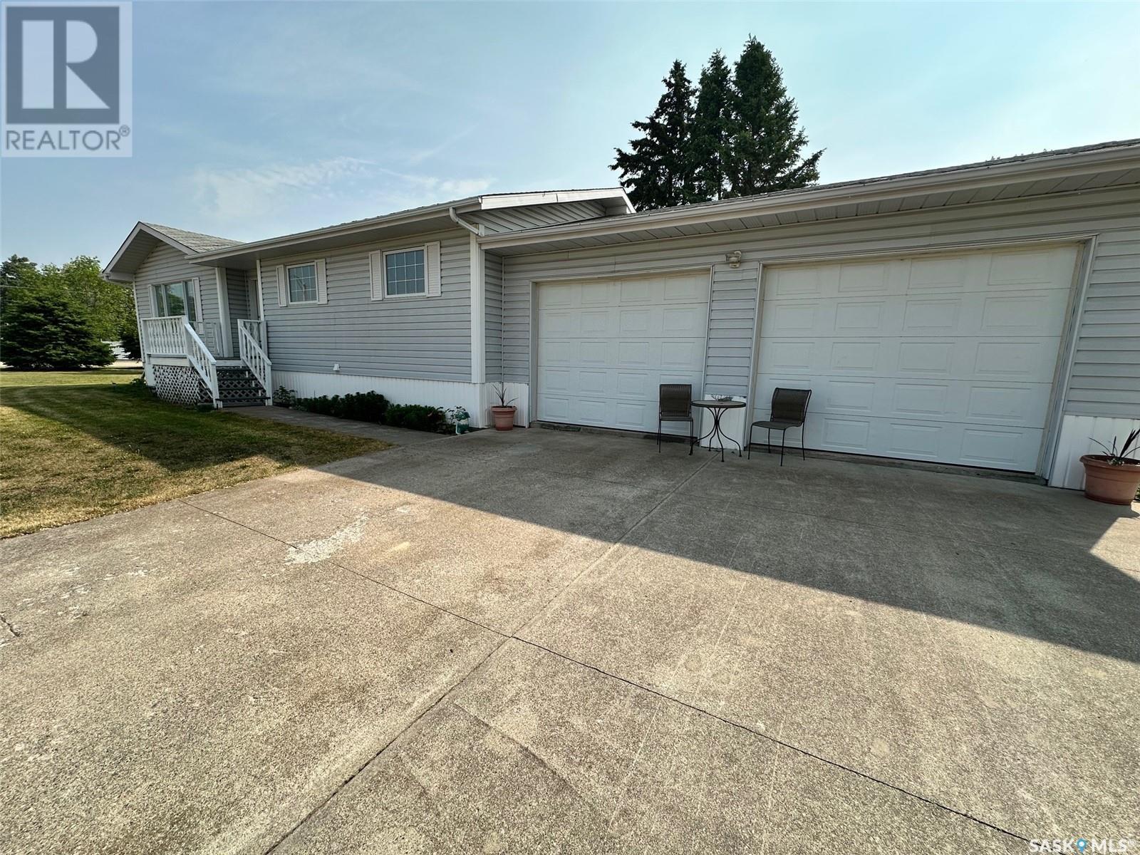202 Hamjea STREET, Hudson Bay, Saskatchewan