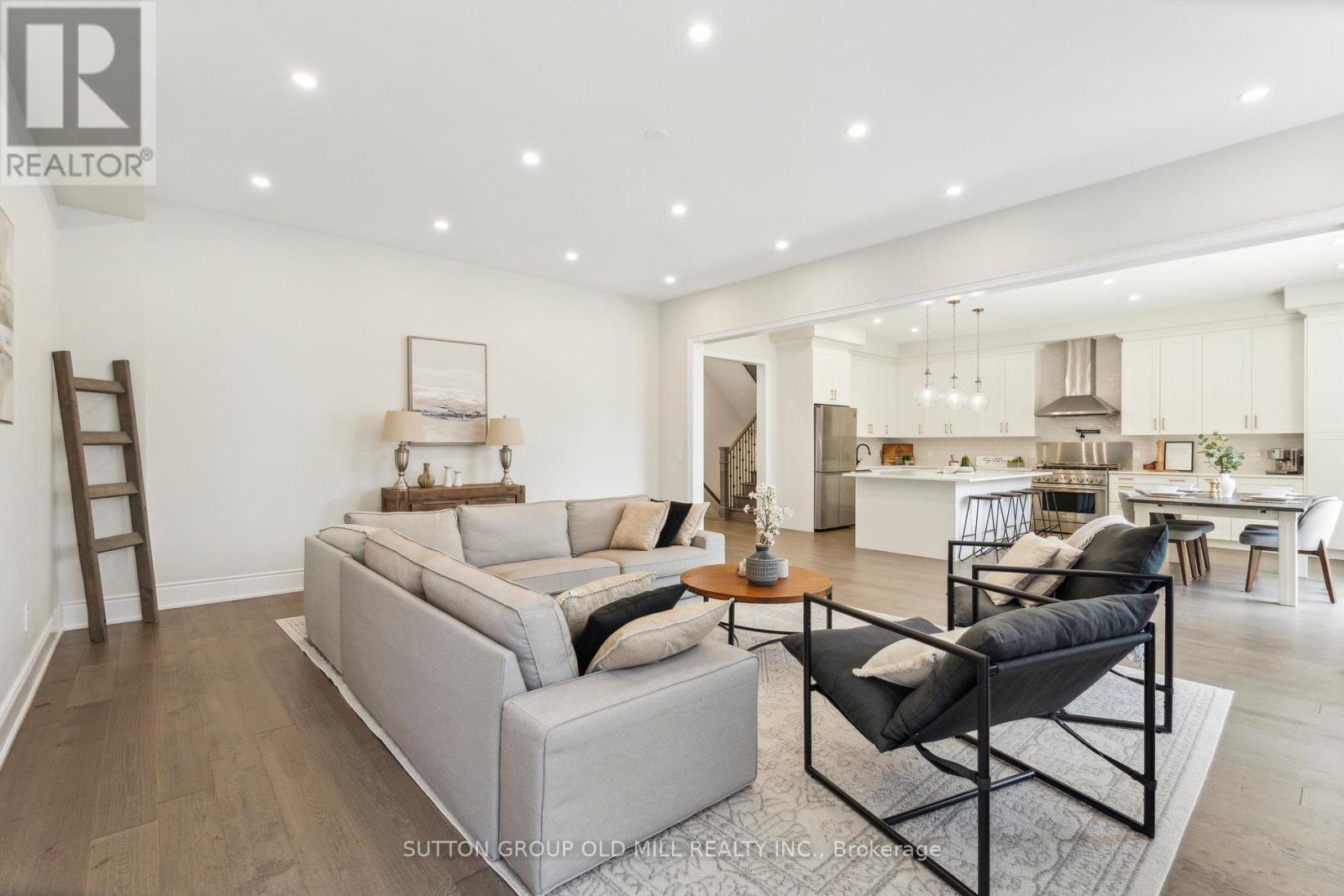 4 Daisy Meadow Crescent, Caledon (Caledon East), Ontario  L7C 4G4 - Photo 11 - W12193779