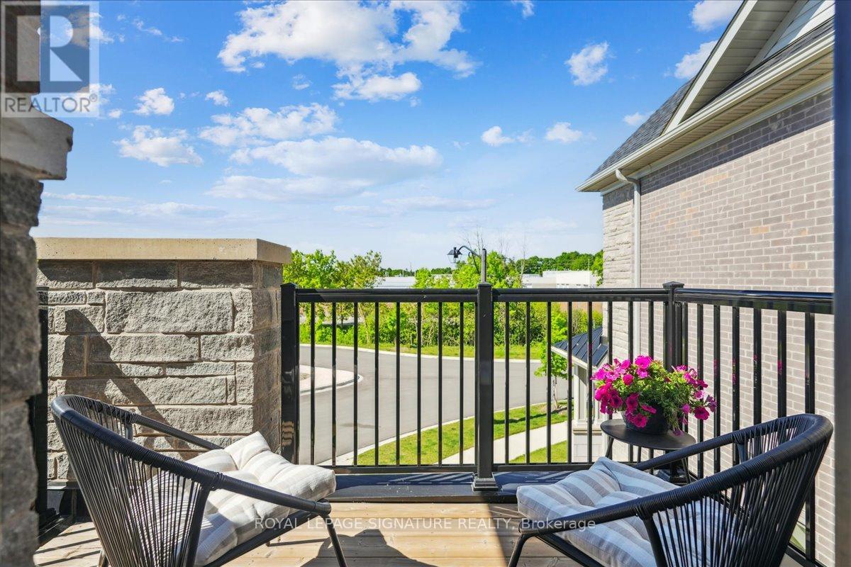 1171 Queens Plate Road, Oakville (Ga Glen Abbey), Ontario  L6M 5M4 - Photo 19 - W12193785