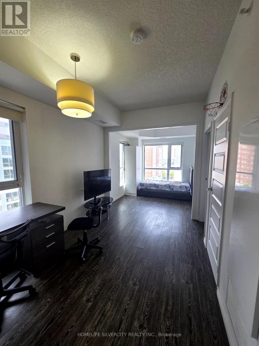 905-Tower 1 - 158 King Street N, Waterloo, Ontario  N2J 2Y2 - Photo 7 - X12152637