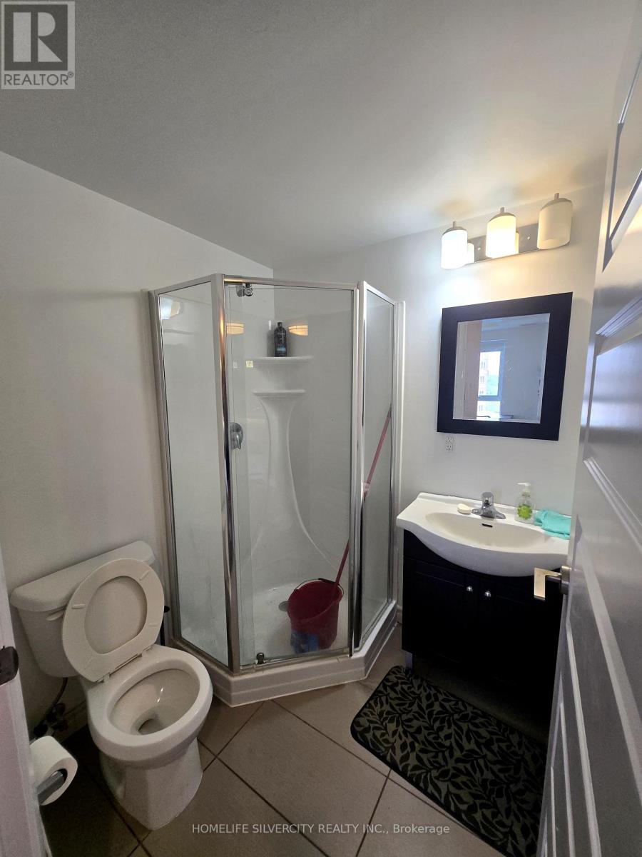 905-Tower 1 - 158 King Street N, Waterloo, Ontario  N2J 2Y2 - Photo 17 - X12152637