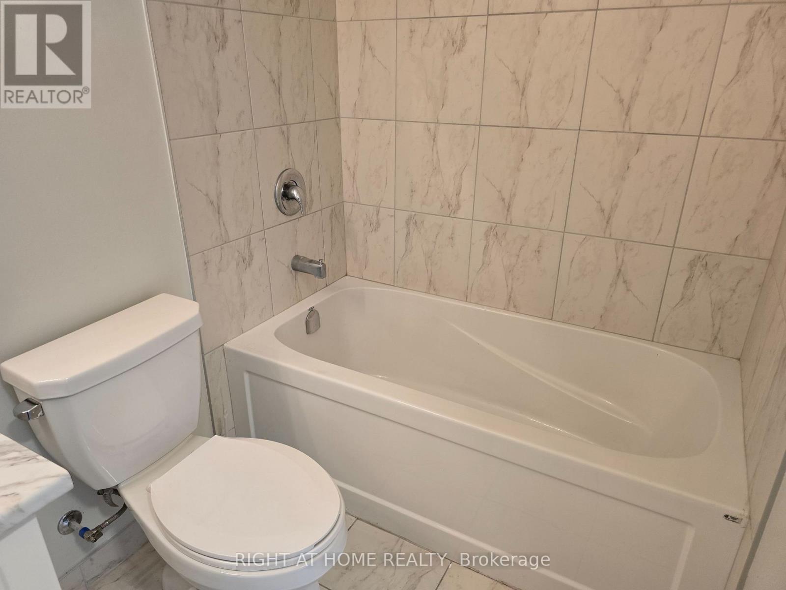 522 - 600 North Service Road, Hamilton, Ontario  L8E 0L2 - Photo 22 - X12193767