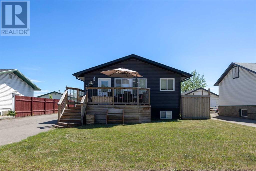 Property at 31 Rae Crescent image 2