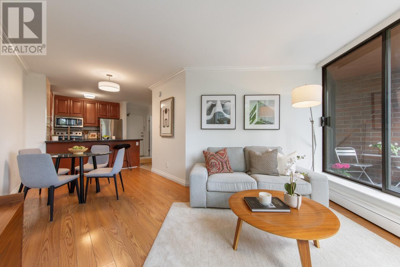 407 1330 BURRARD STREET, Vancouver, British Columbia