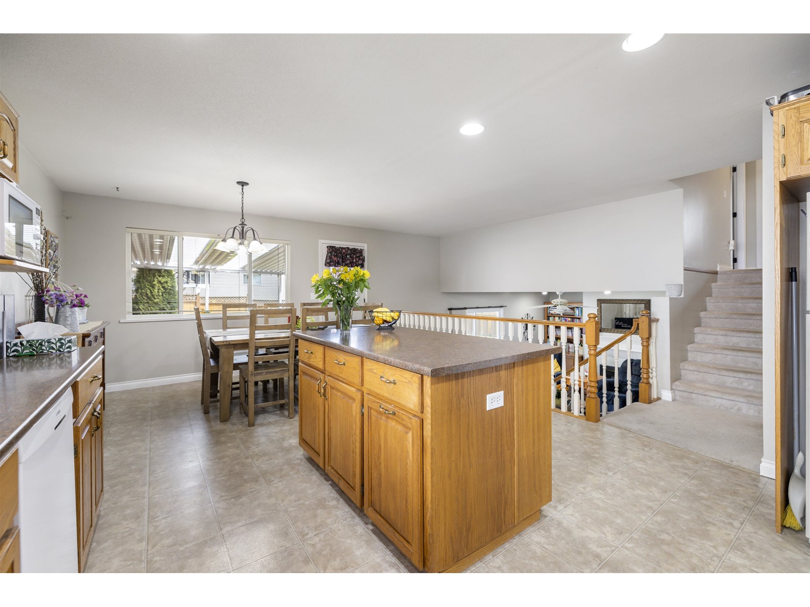 2450 268 Street, Langley, British Columbia  V4W 2Y4 - Photo 10 - R2993997
