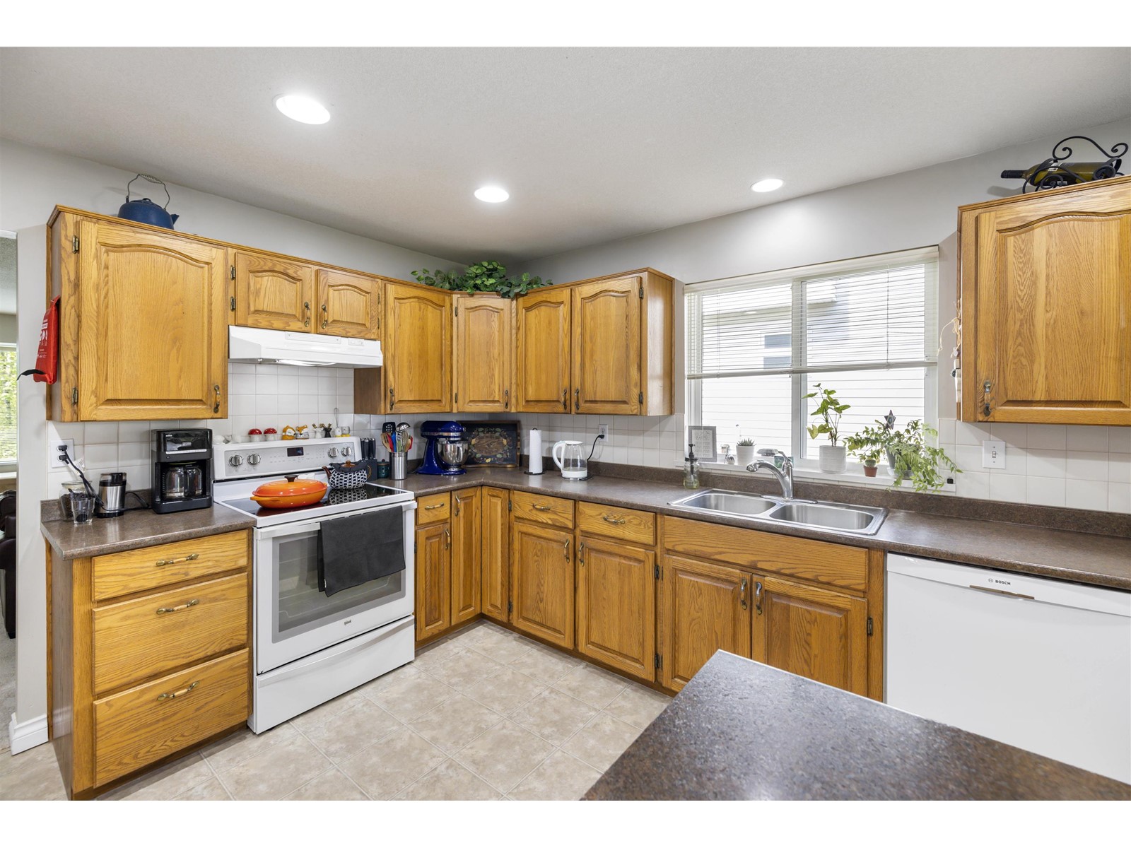 2450 268 Street, Langley, British Columbia  V4W 2Y4 - Photo 8 - R2993997