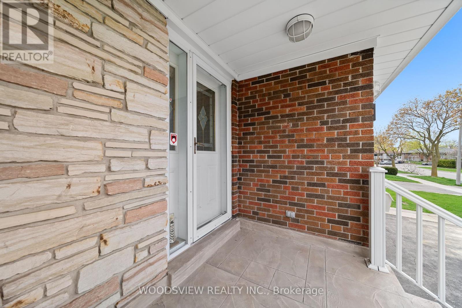 27 Bowhill Crescent, Toronto, Ontario  M2J 3S1 - Photo 8 - C12193827