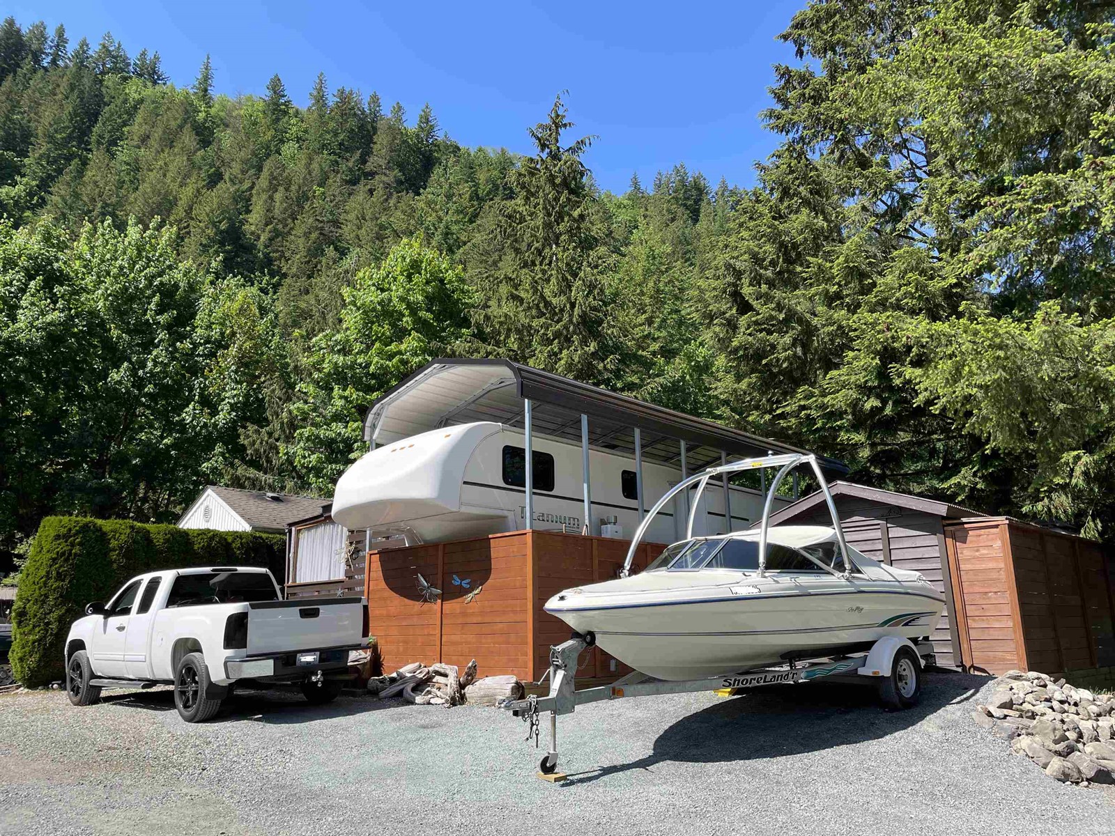 42 1650 Columbia Valley Road, Columbia Valley, Columbia Valley, British Columbia  V2R 4X3 - Photo 1 - R3010071