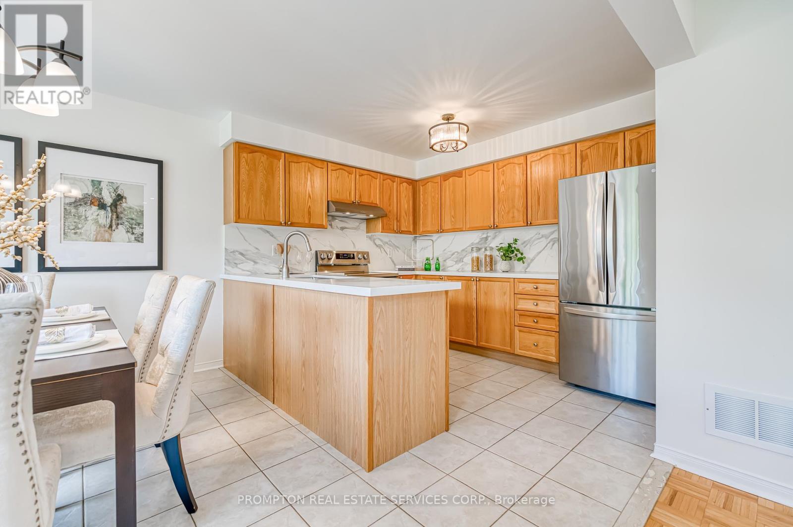 5 Casemount Street, Aurora, Ontario  L4G 7V6 - Photo 12 - N12193806