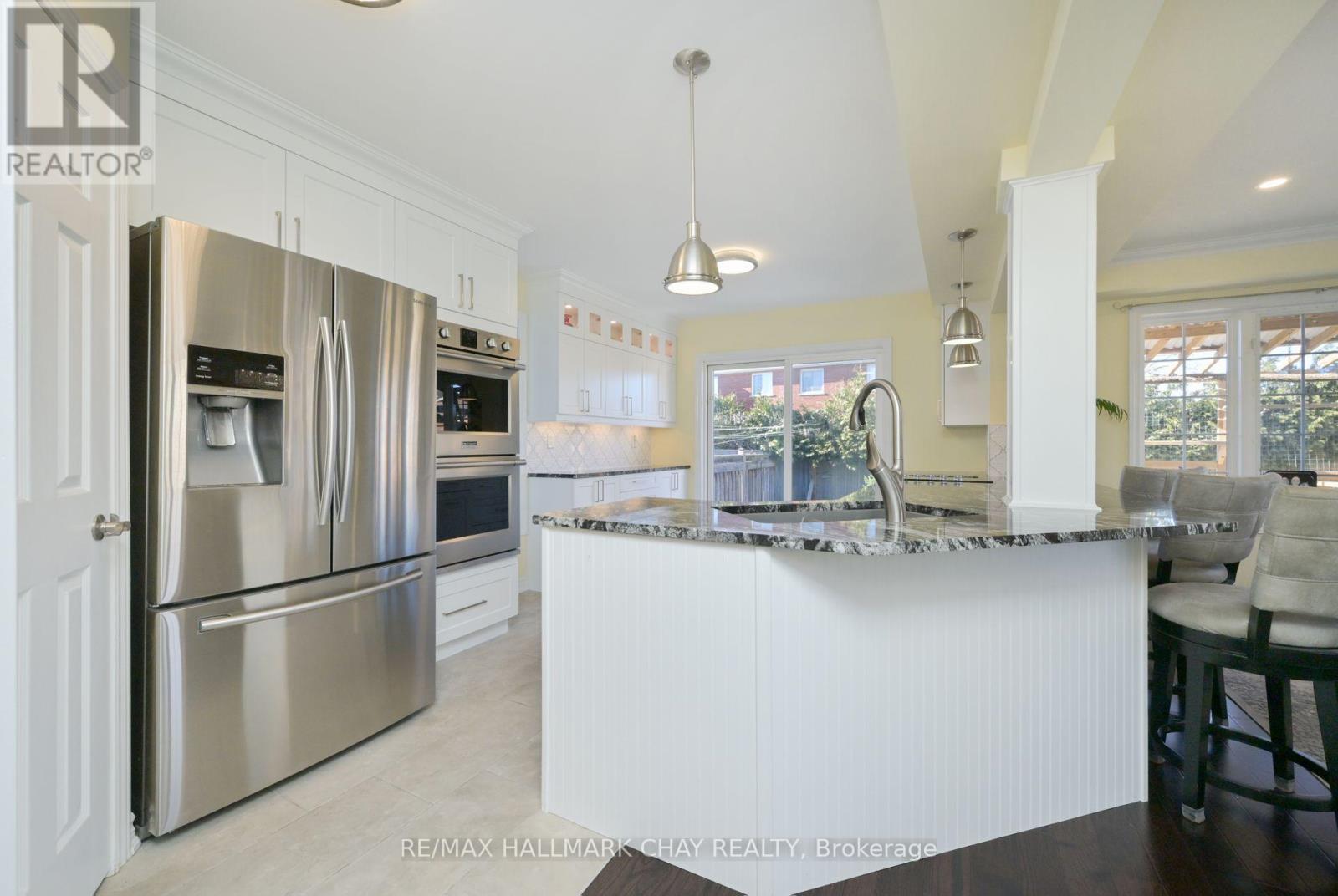 88 Anderson Road, New Tecumseth, Ontario  L9R 0B2 - Photo 6 - N12193818