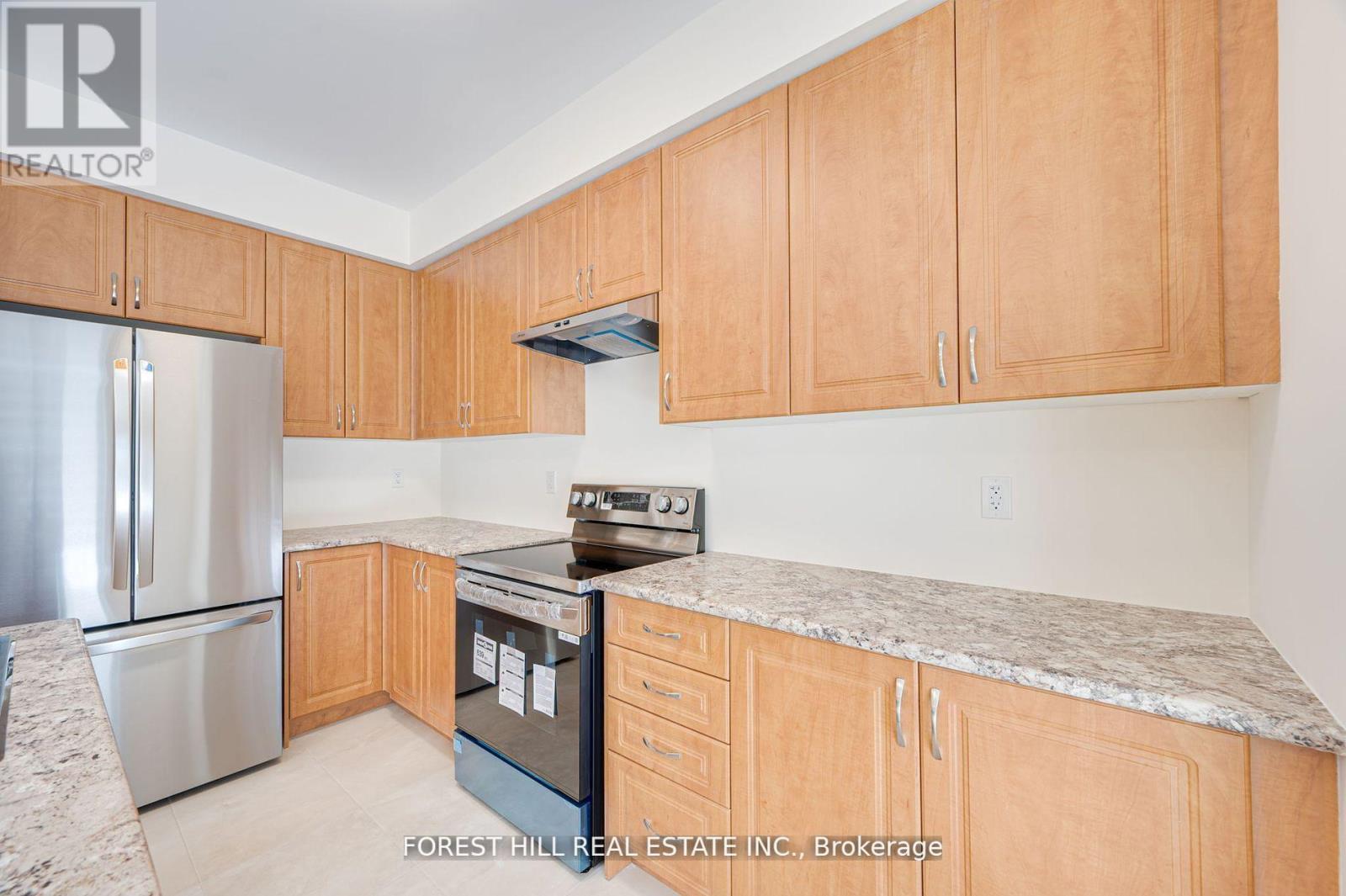 45 Prudhoe Terrace, Barrie, Ontario  L9S 2Z8 - Photo 13 - S12193814