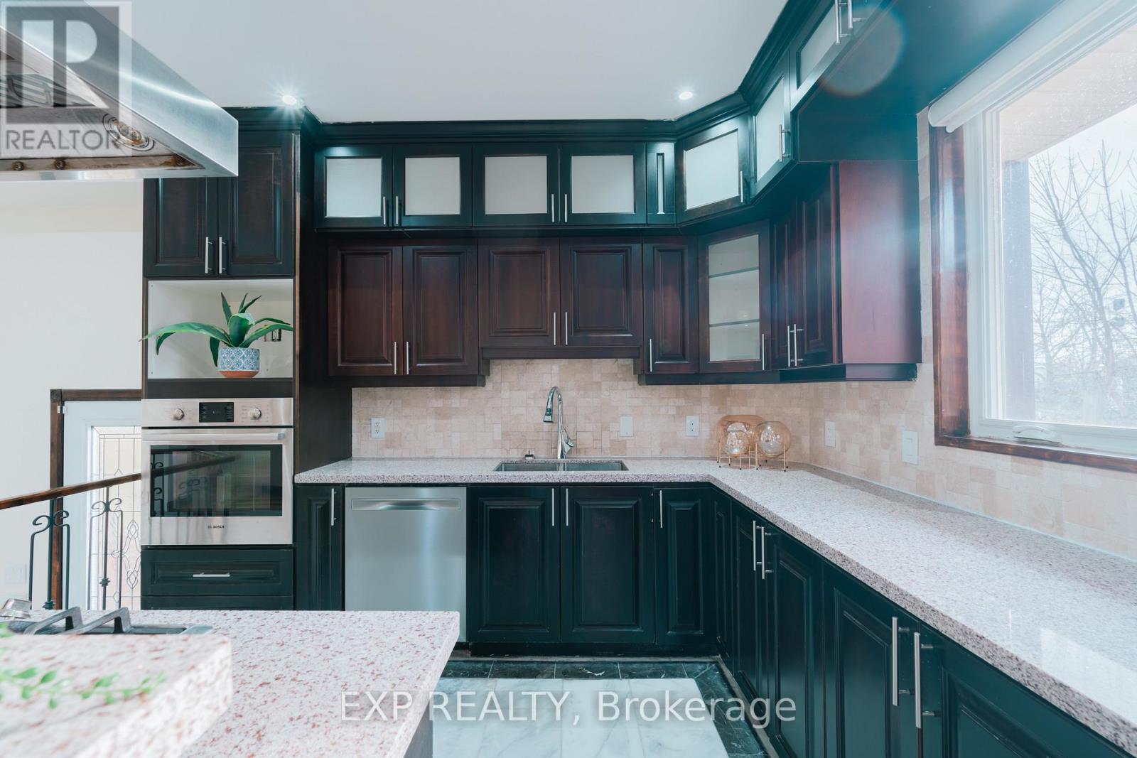 3257 Monica Drive, Mississauga (Malton), Ontario  L4T 3E6 - Photo 12 - W12193794