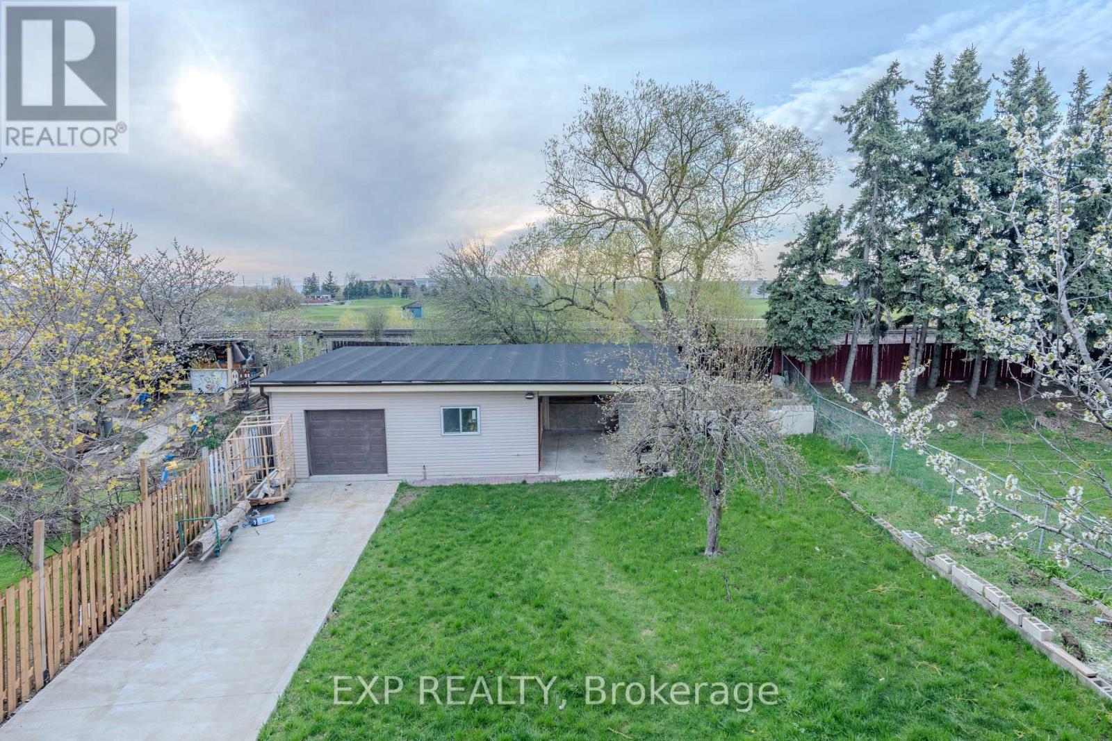 3257 Monica Drive, Mississauga (Malton), Ontario  L4T 3E6 - Photo 40 - W12193794