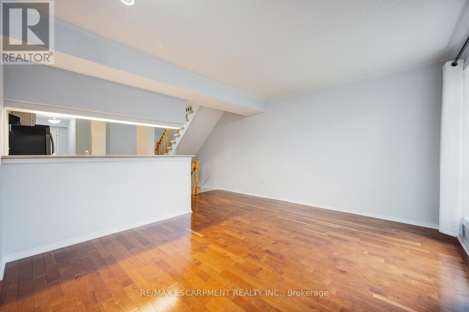 32 - 55 Barondale Drive, Mississauga, Ontario  L4Z 3P9 - Photo 8 - W12193807