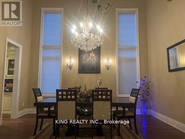 136 Coastline Drive, Brampton (Bram West), Ontario  L6Y 0S3 - Photo 4 - W12193812