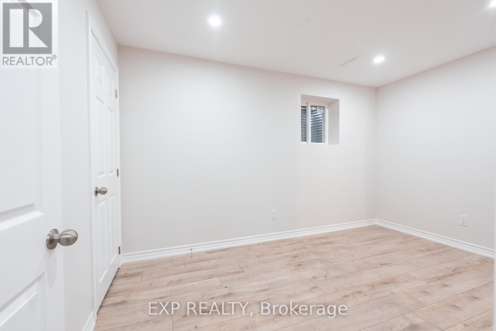 Bsmt - 43 Osgoode Street, Cambridge, Ontario  N3C 0E8 - Photo 12 - X12193817