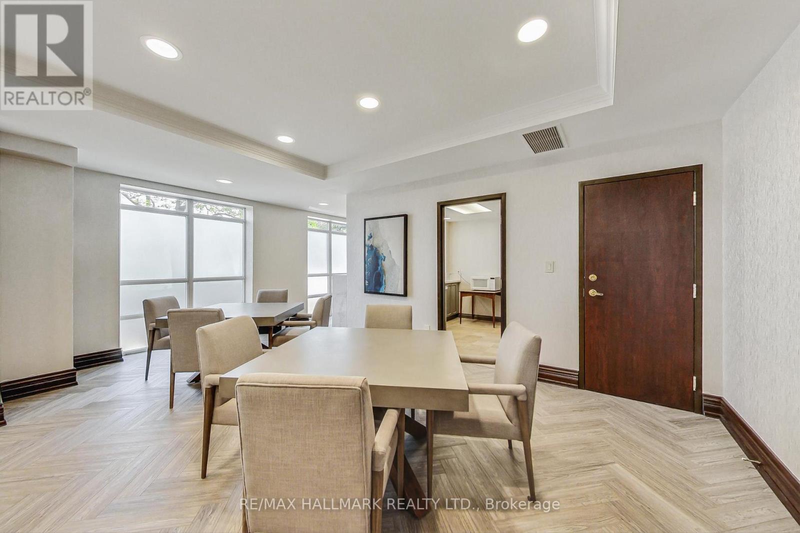 405 - 800 Sheppard Avenue W, Toronto (Bathurst Manor), Ontario  M3H 6B4 - Photo 23 - C12139759