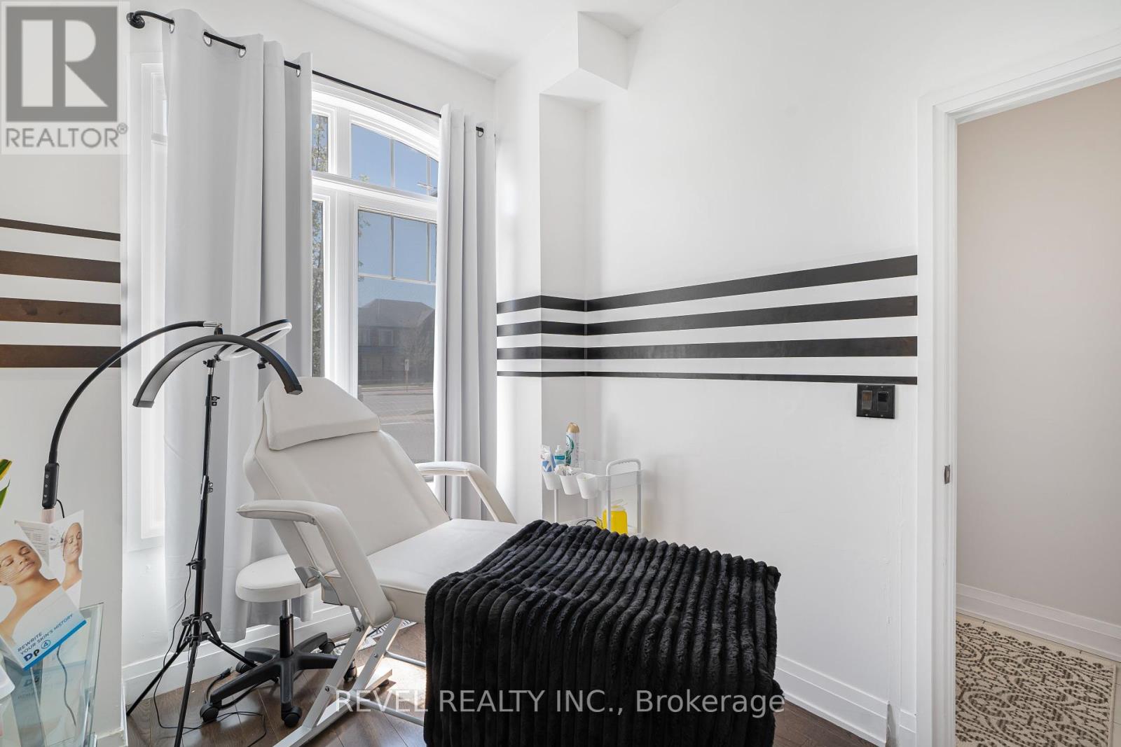 11 Oliana Way, Brampton, Ontario  L6Y 6G8 - Photo 31 - W12145416