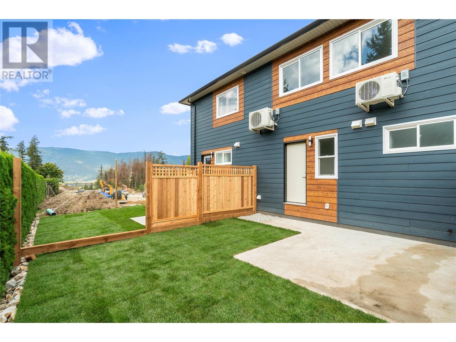 981 12 Street Se Unit# 35, Salmon Arm, British Columbia  V1E 2C8 - Photo 29 - 10350699