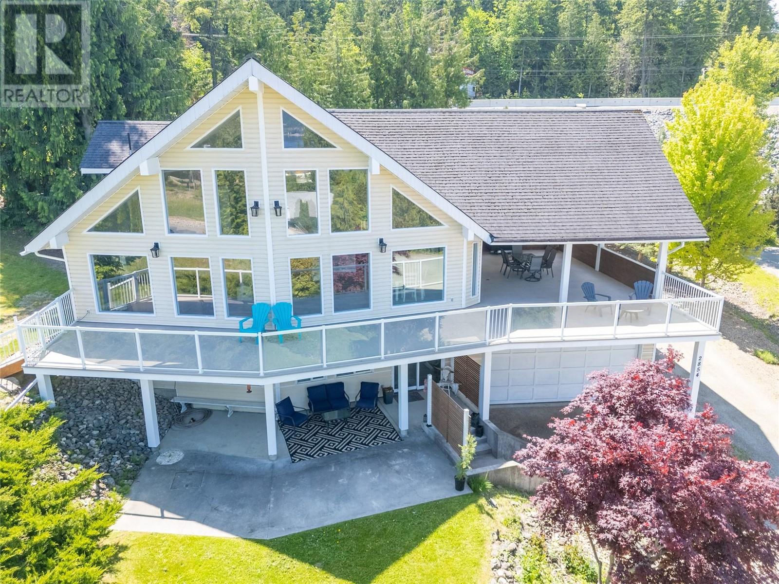 2854 Walsh Road, Sorrento, British Columbia  V0E 2W1 - Photo 2 - 10349055