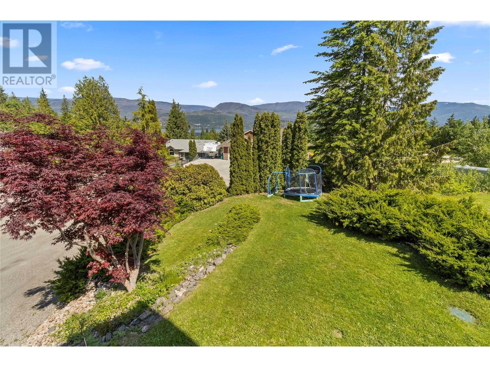 2854 Walsh Road, Sorrento, British Columbia  V0E 2W1 - Photo 42 - 10349055