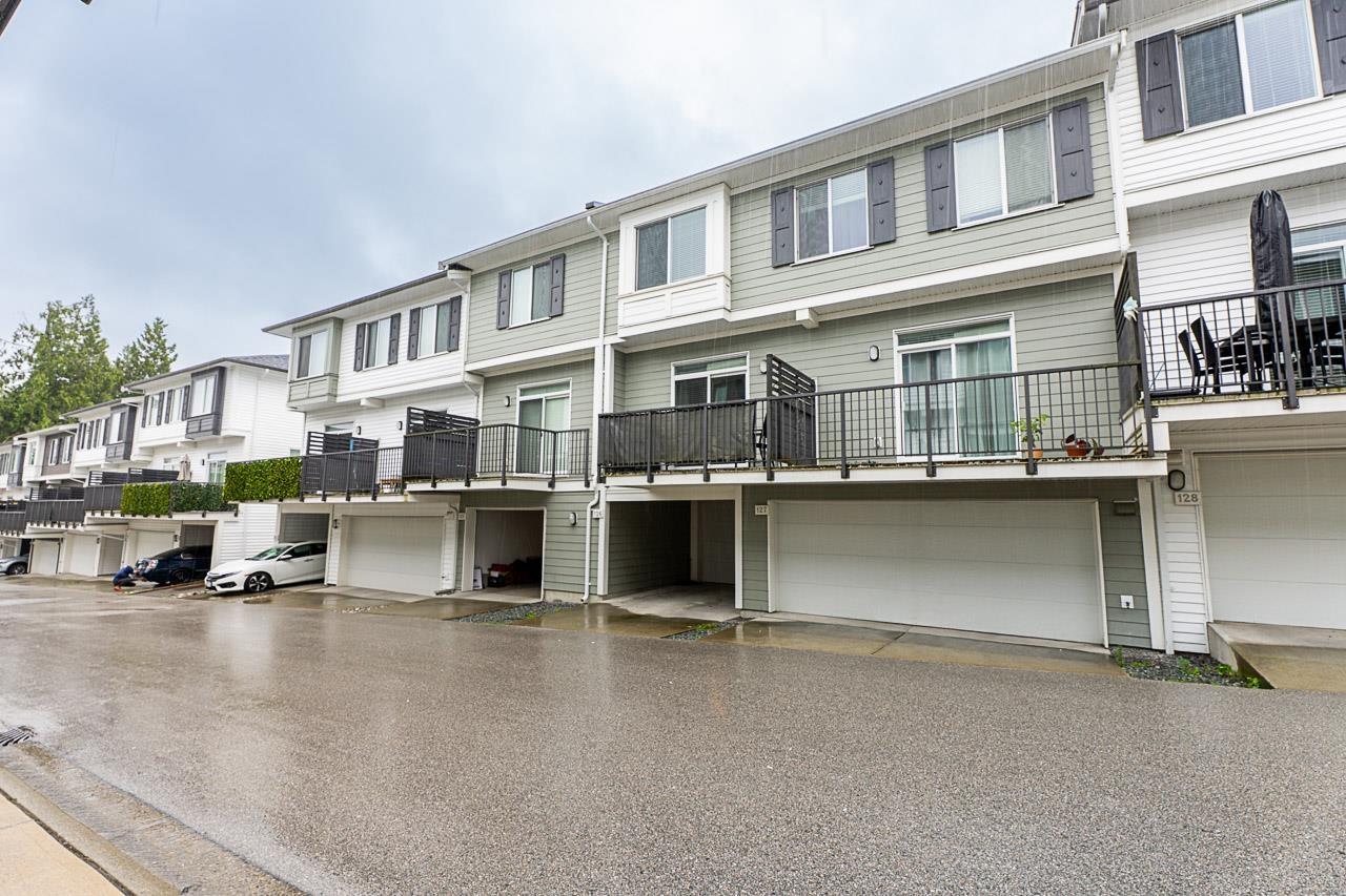 126 8130 136A STREET, surrey, British Columbia