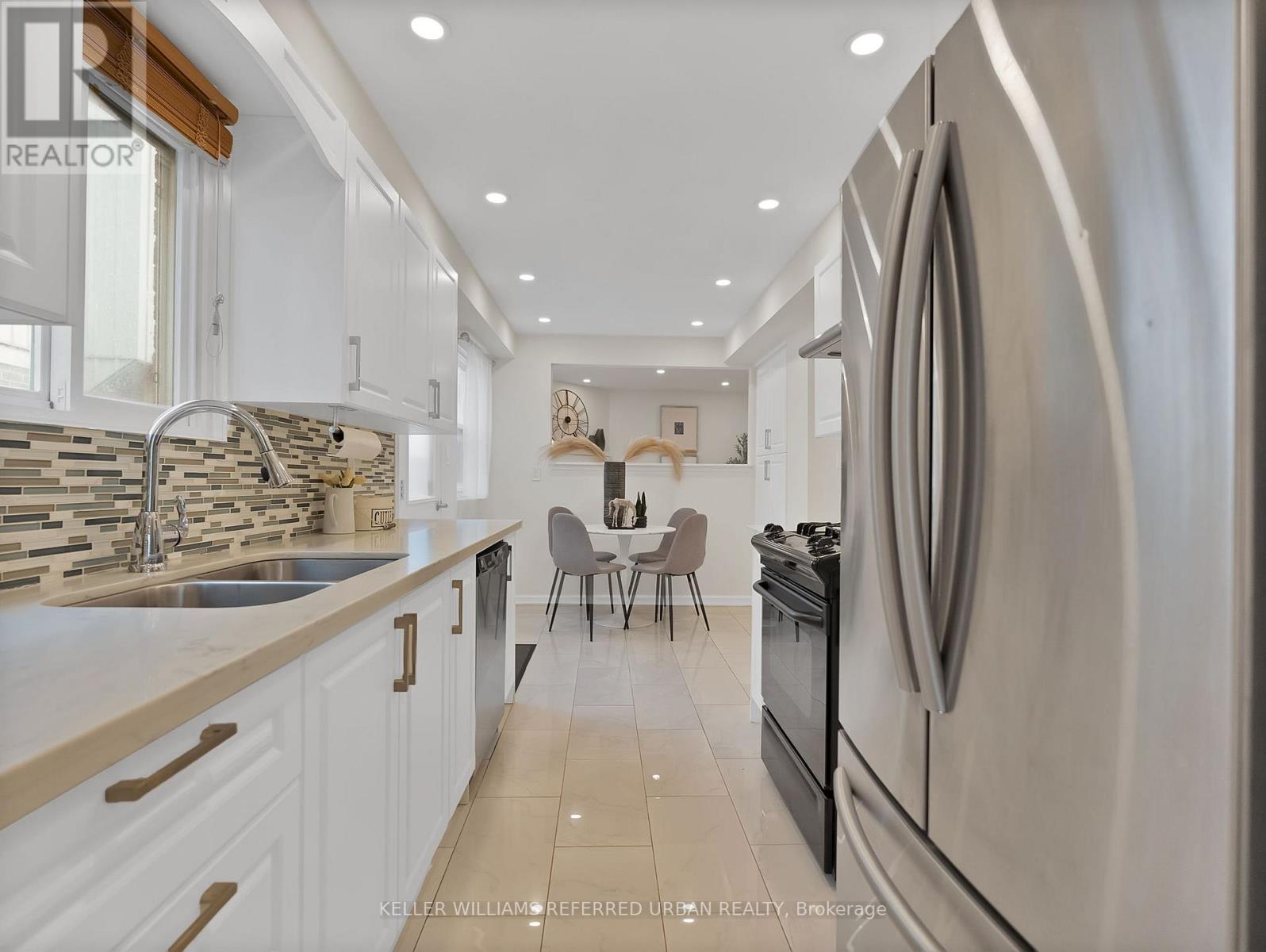 196 Wintermute Boulevard, Toronto, Ontario  M1W 3L5 - Photo 12 - E12193872