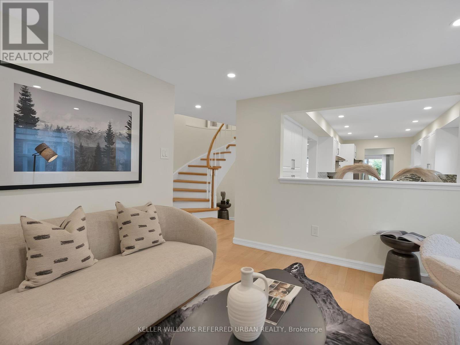 196 Wintermute Boulevard, Toronto, Ontario  M1W 3L5 - Photo 9 - E12193872
