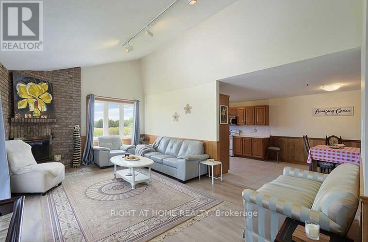 5125 Concession 4 Road E, Uxbridge, Ontario  L0C 1A0 - Photo 6 - N12193867