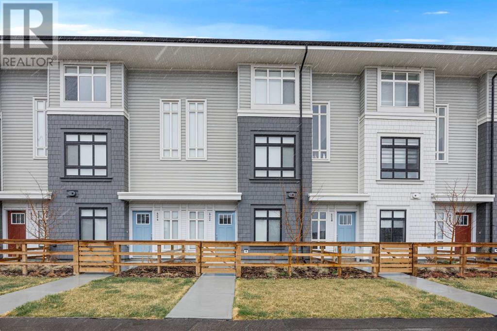 Property at 422 210 Avenue SW image 1