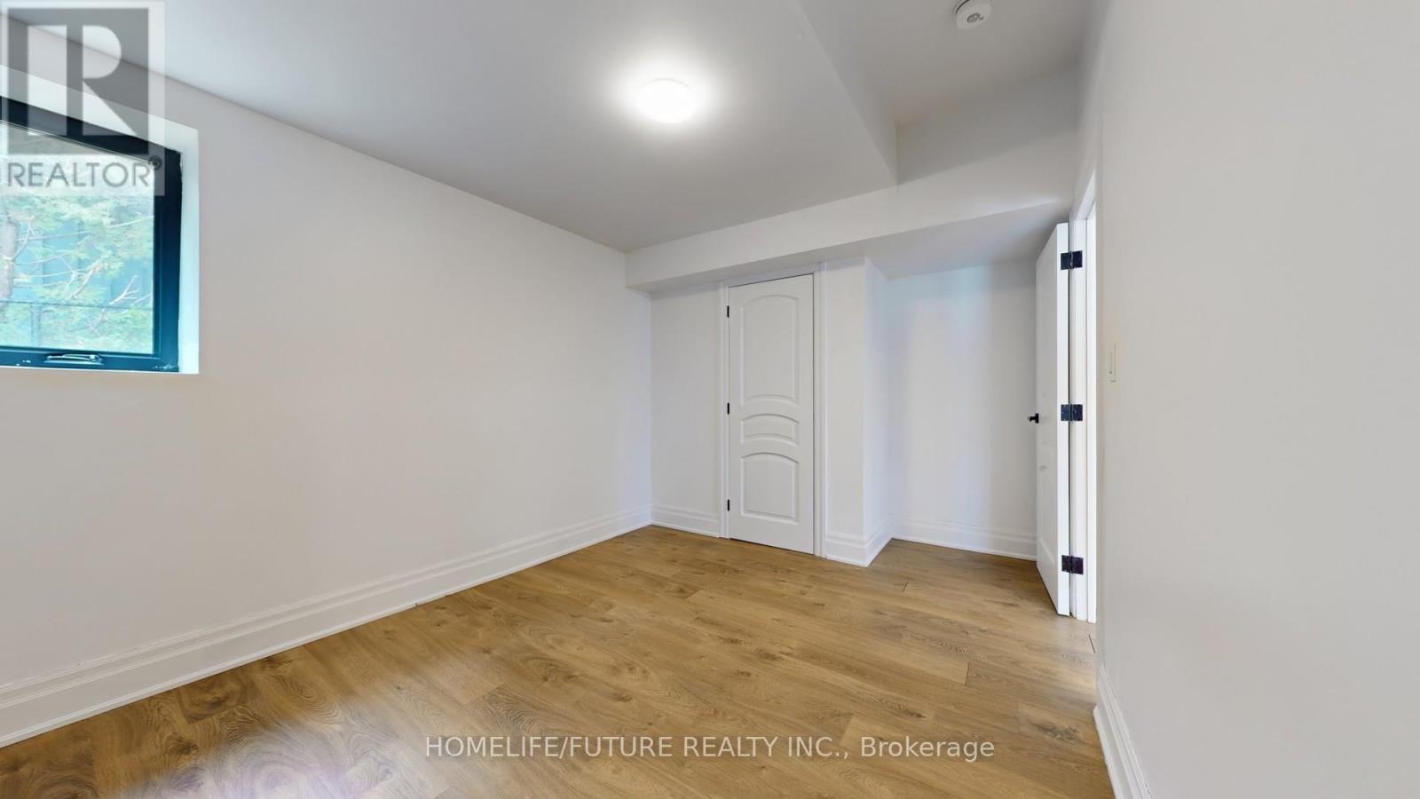 60 North Riverdale Drive, Caledon, Ontario  L7C 3K3 - Photo 28 - W12193862