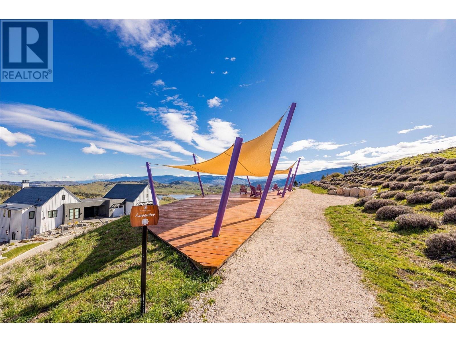 204 Diamond Way, Vernon, BC V1H0A2