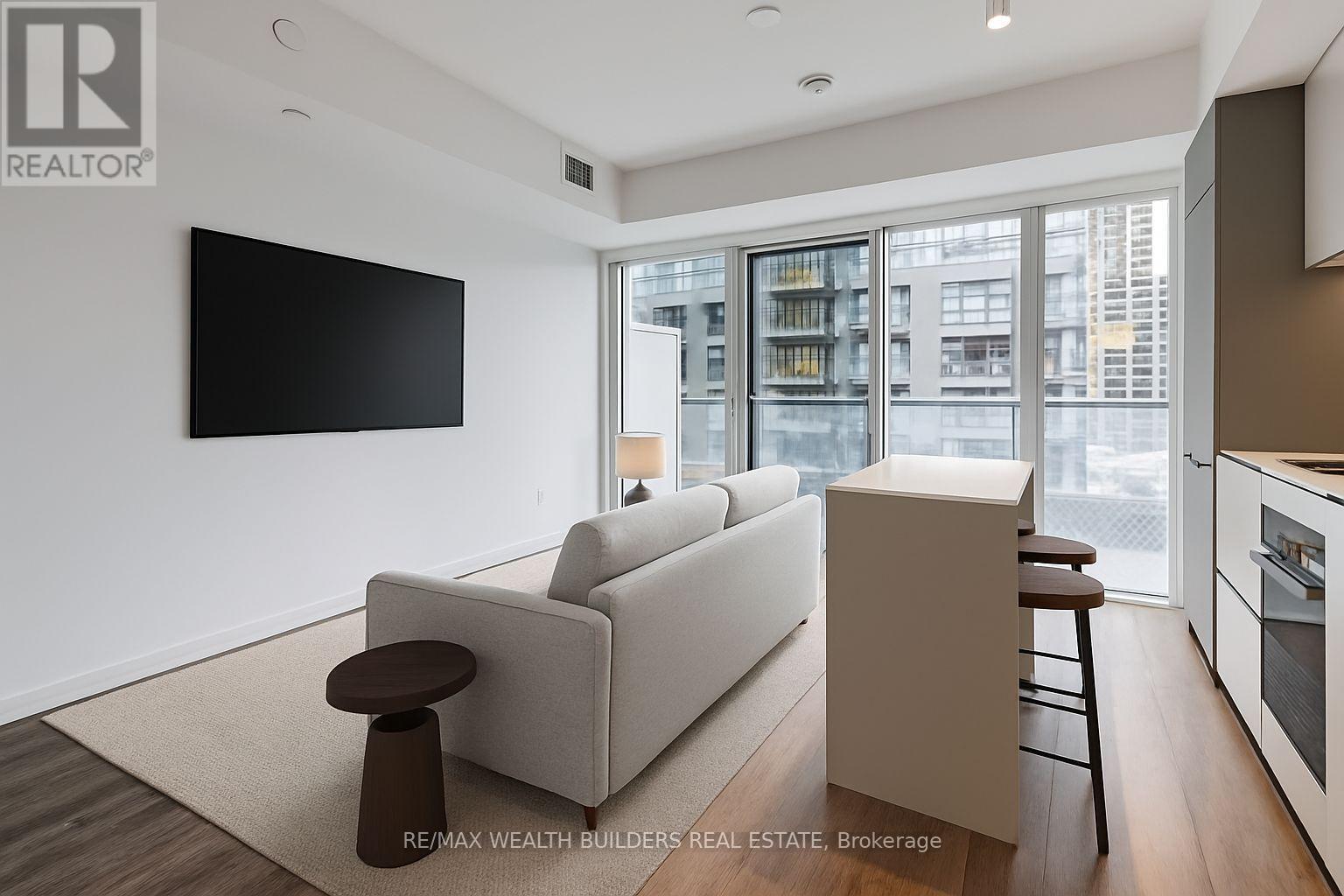 305 - 117 BROADWAY AVENUE, Toronto, Ontario