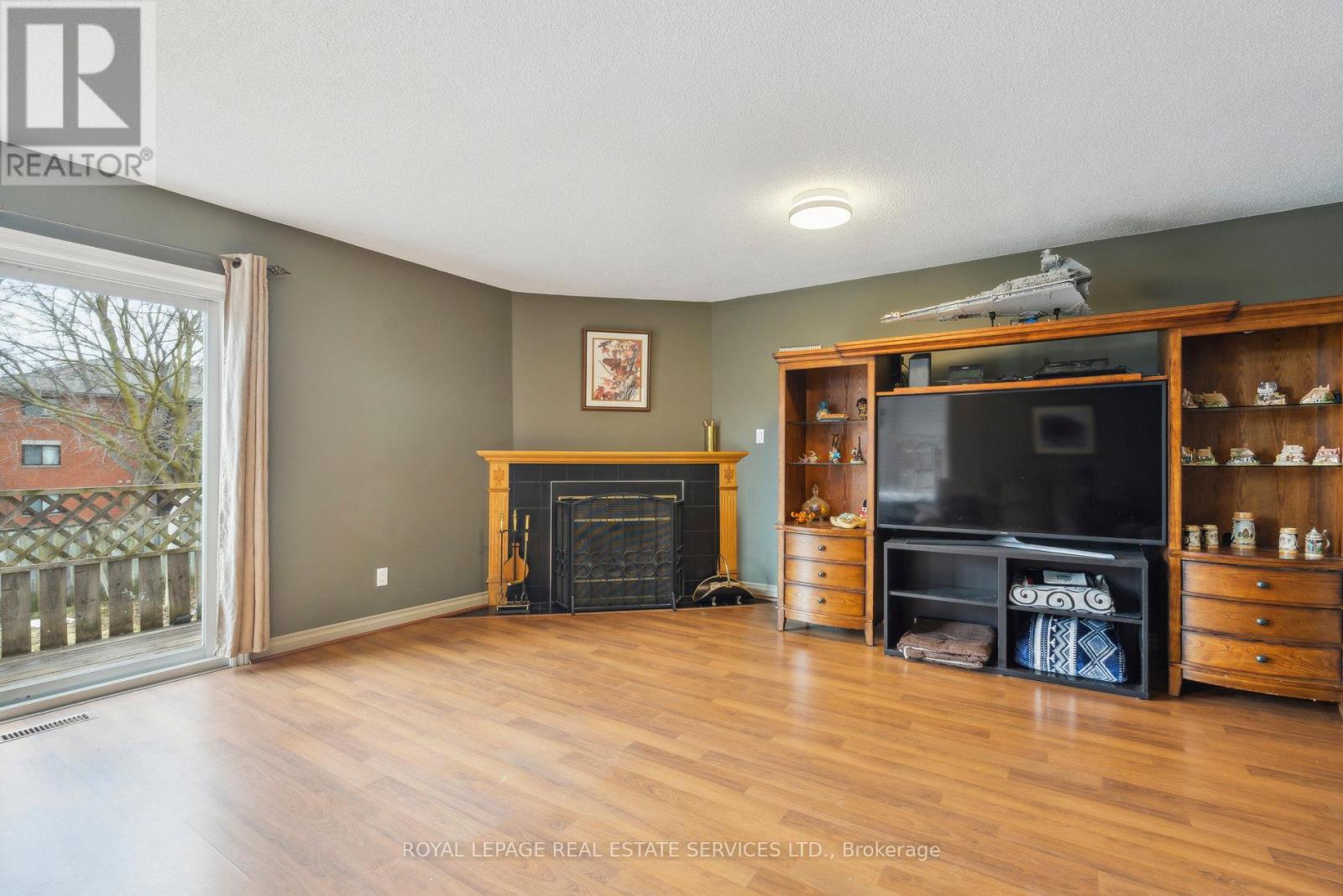 19 Engel Crescent, Barrie, Ontario  L4N 6K5 - Photo 17 - S12132353