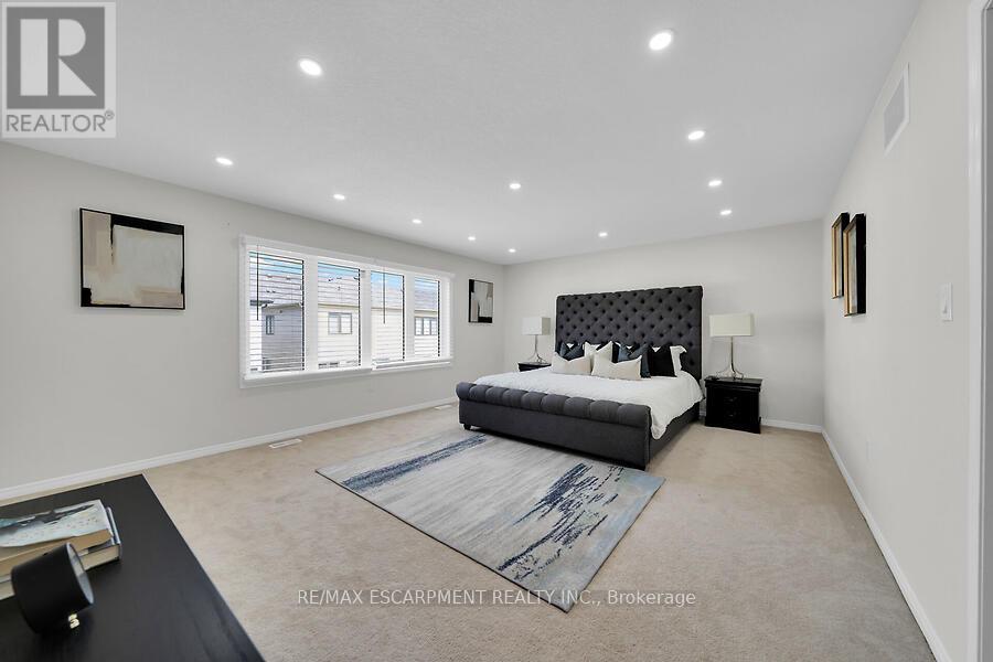 21 Lillian Way, Haldimand, Ontario  N3W 0C6 - Photo 35 - X12193865