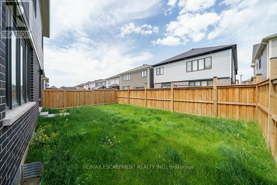 21 Lillian Way, Haldimand, Ontario  N3W 0C6 - Photo 45 - X12193865