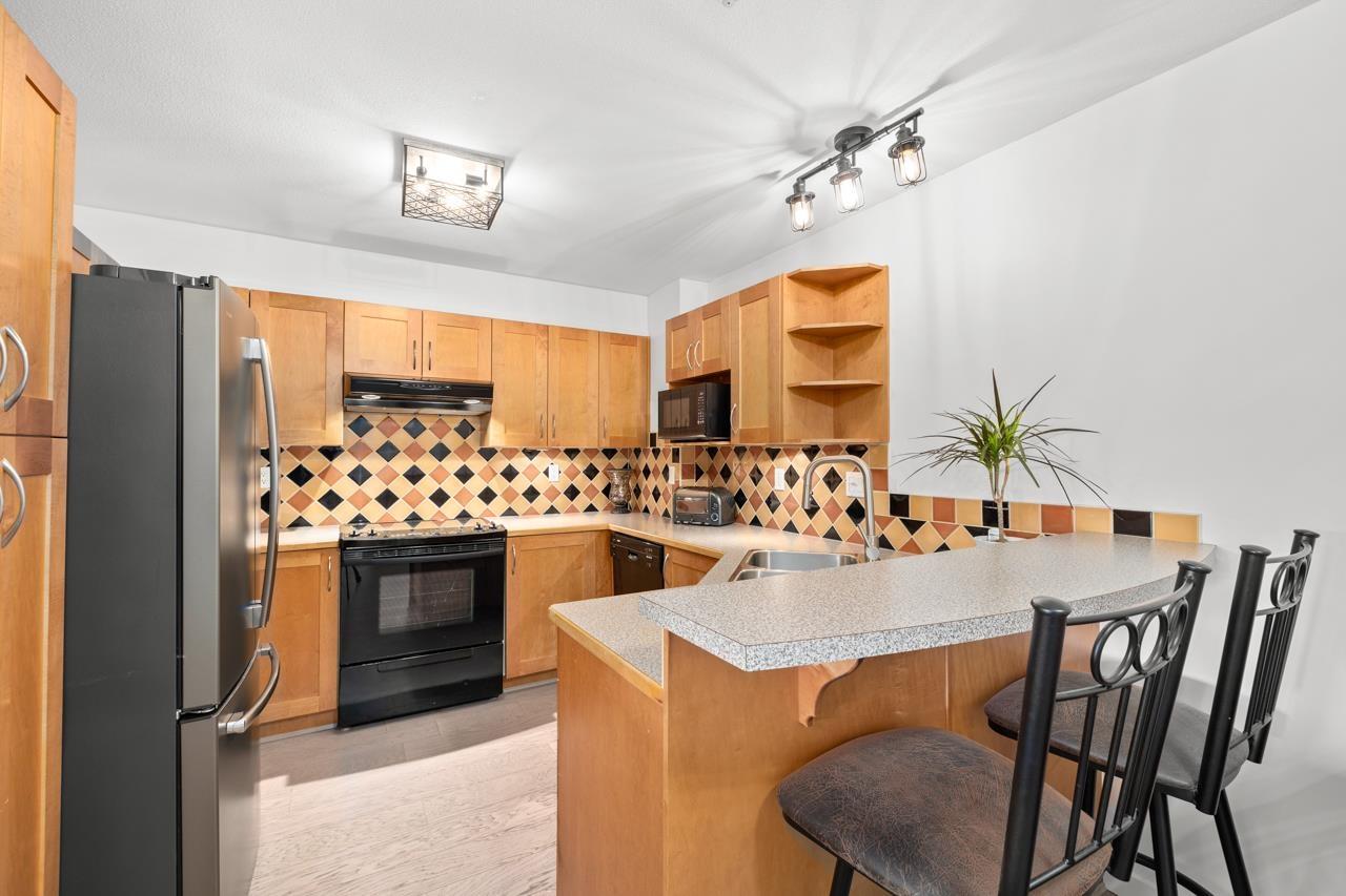 211 15621 Marine Drive, White Rock, British Columbia  V4B 1E1 - Photo 15 - R3010742