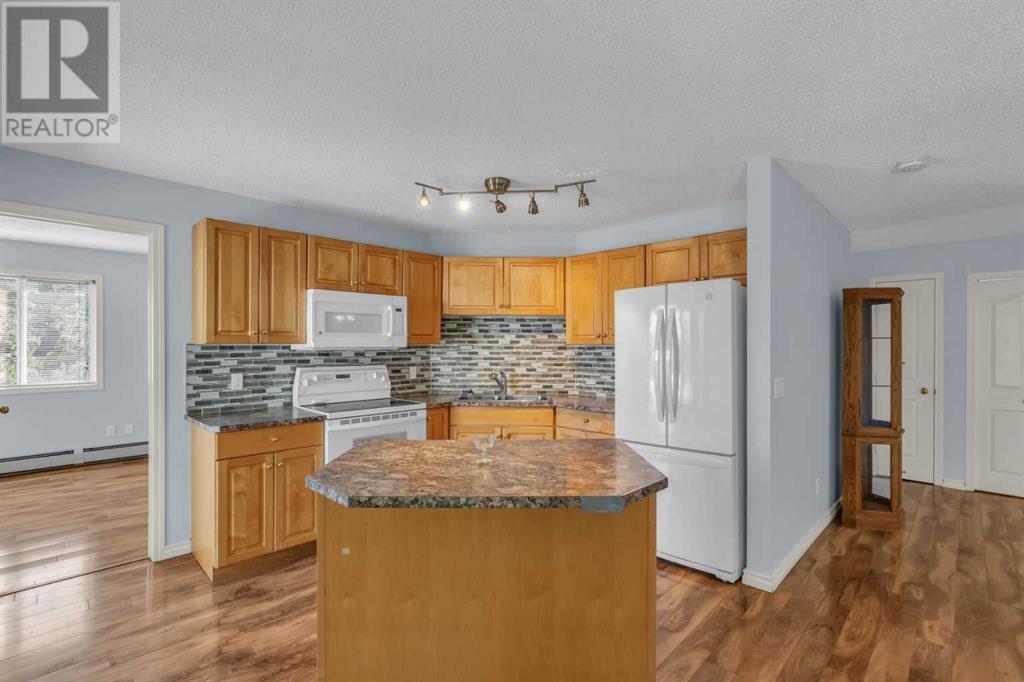 Property at 201, 6201 Valleyview Park SE image 5