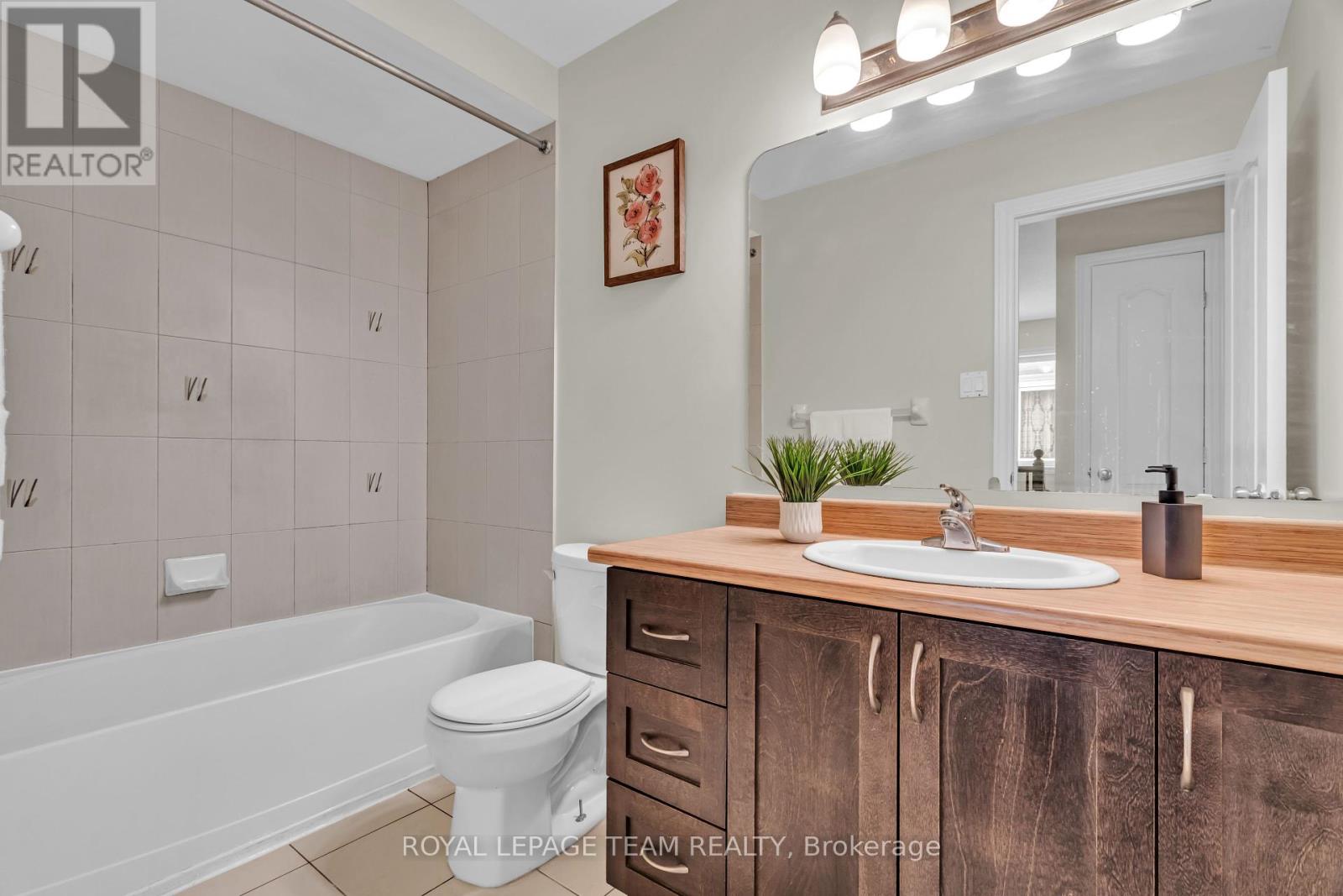 275 Broxburn Crescent, Ottawa, Ontario  K2J 0N8 - Photo 25 - X12193906