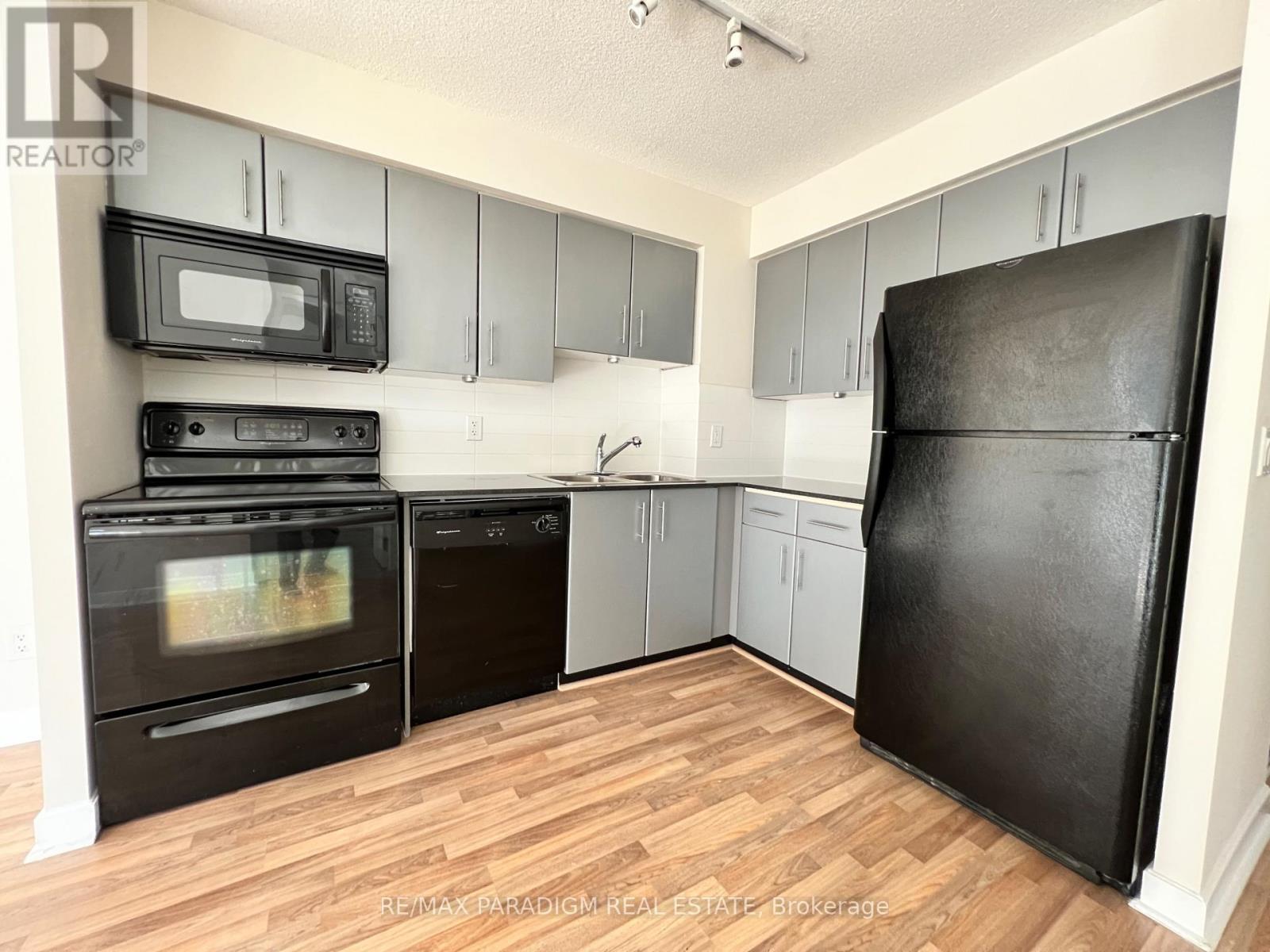 1109 - 12 Yonge Street, Toronto, Ontario  M5E 1Z9 - Photo 6 - C12193878