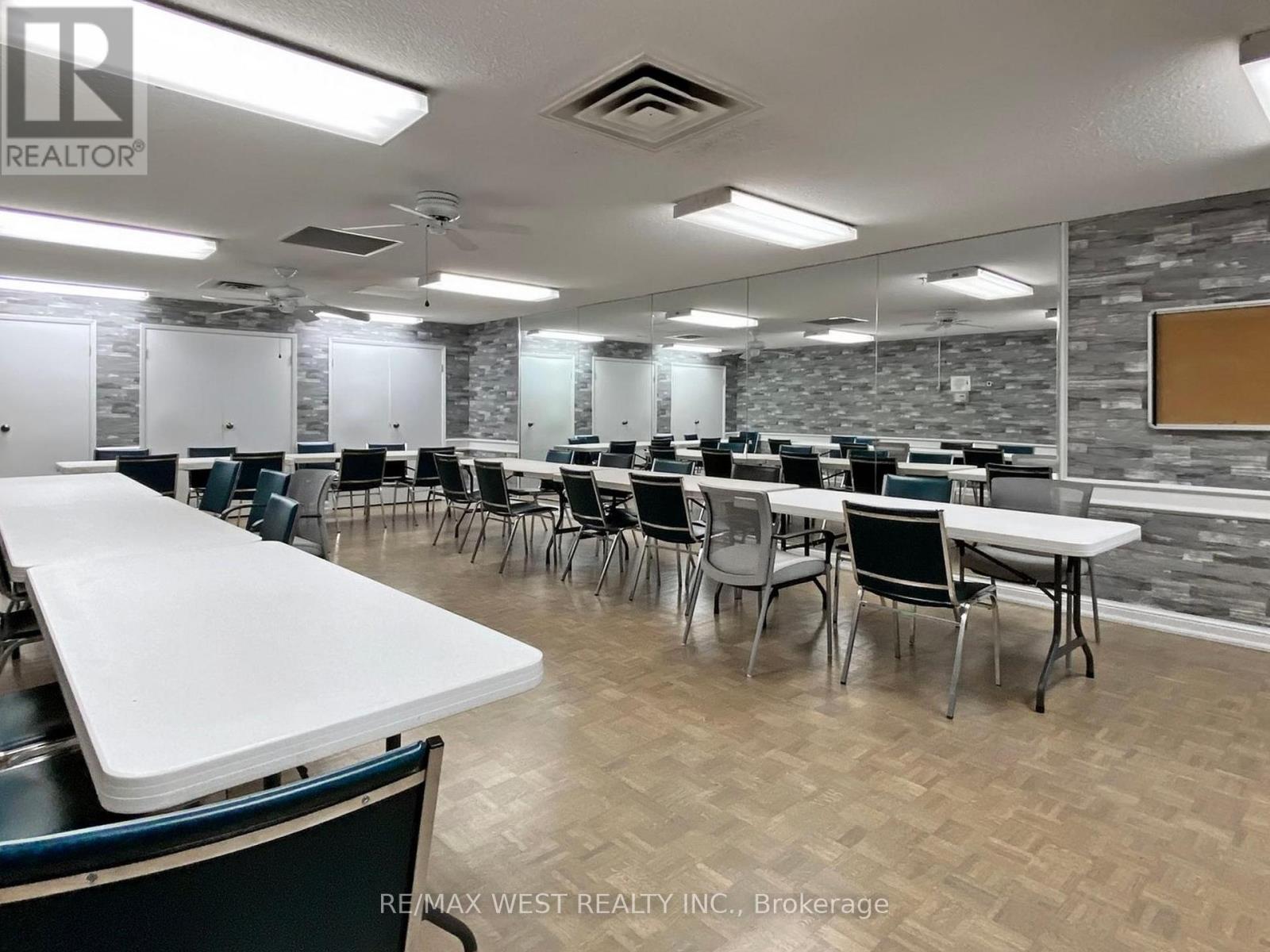 1108 - 1555 Finch Avenue E, Toronto (Don Valley Village), Ontario  M2J 4X9 - Photo 32 - C12193843