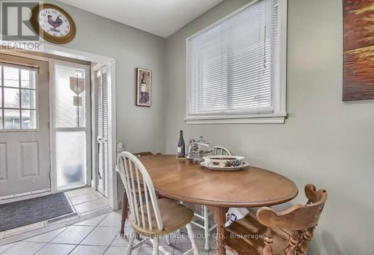 Main - 136 Septonne Avenue, Newmarket, Ontario  L3Y 2W3 - Photo 6 - N12193902