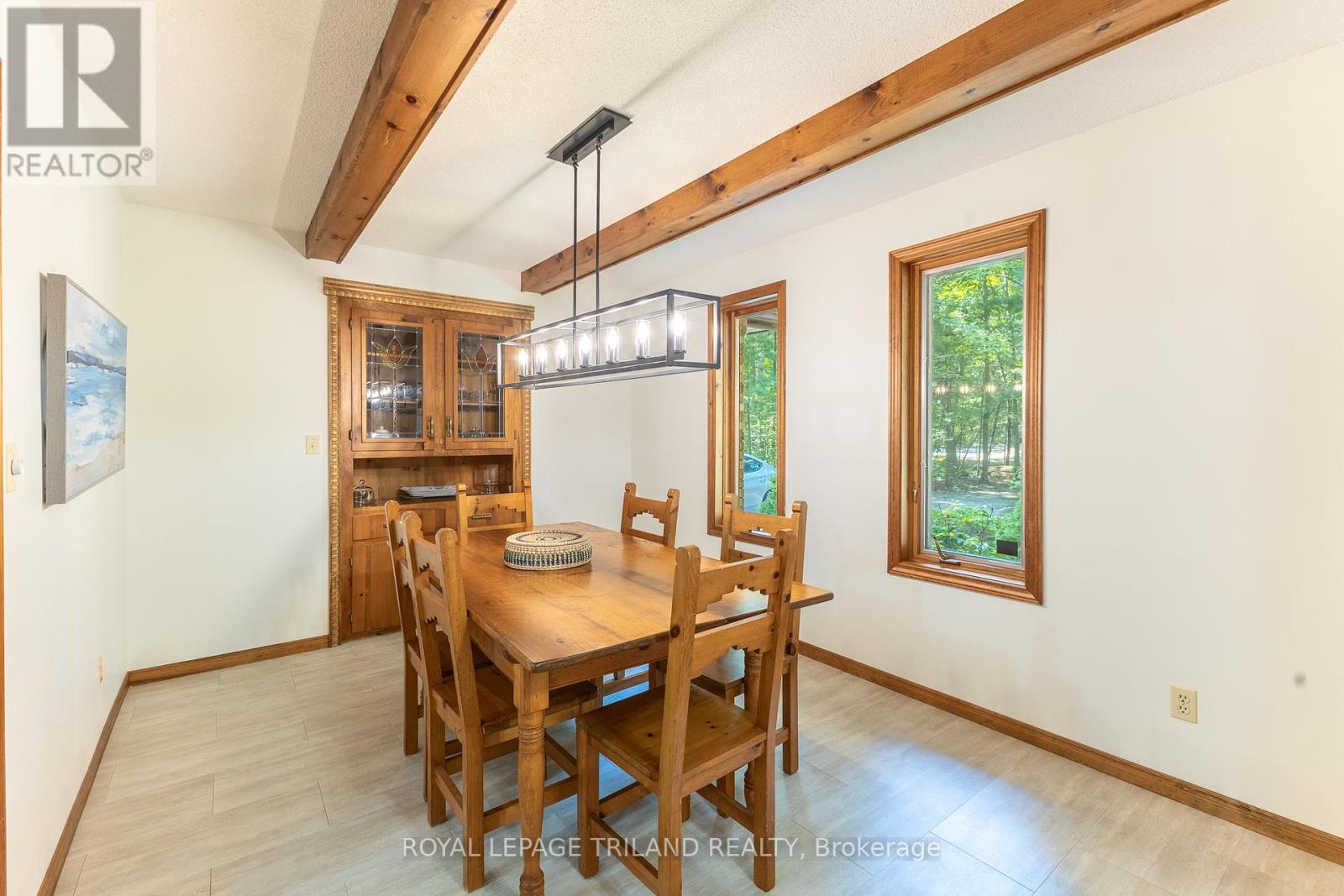 10342 Beach O' Pines Road, Lambton Shores (Grand Bend), Ontario  N0M 1T0 - Photo 18 - X12193939