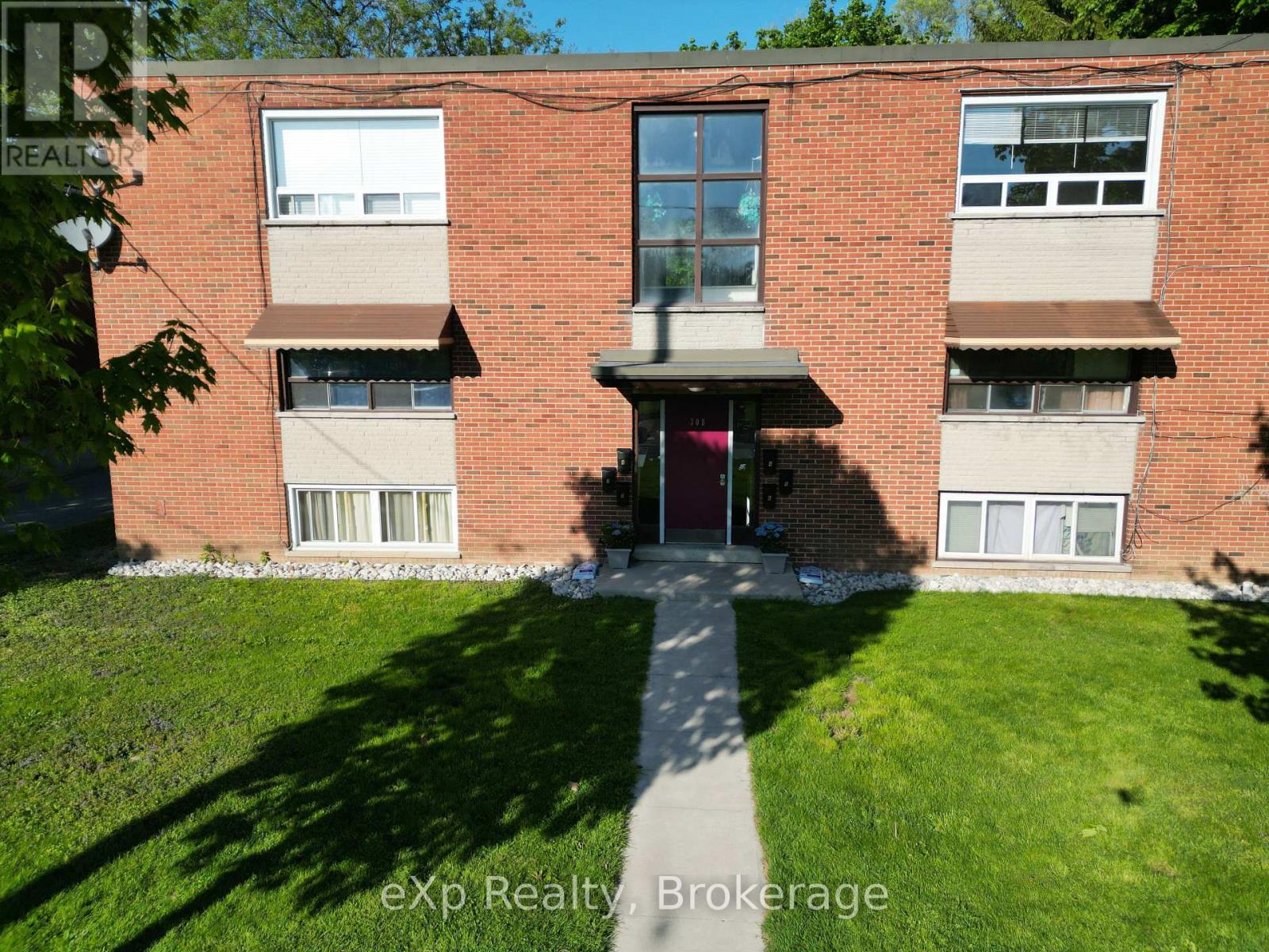 6 - 308 Kiwanis Park Drive, London East, Ontario N5W 4M9 - Photo 2 - X12193922