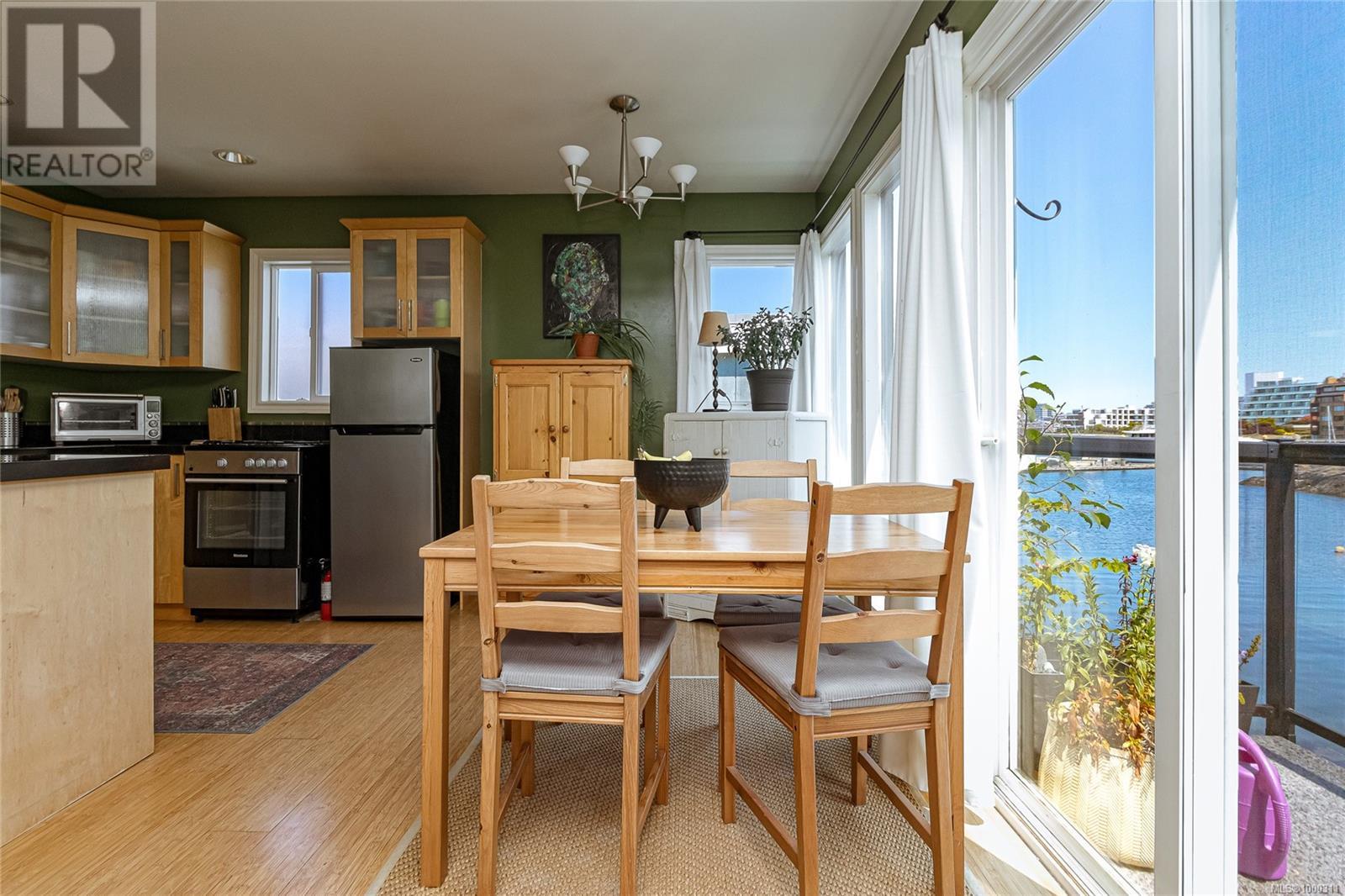 A2 1 Dallas Rd, Victoria, British Columbia  V8V 0B2 - Photo 24 - 1000311