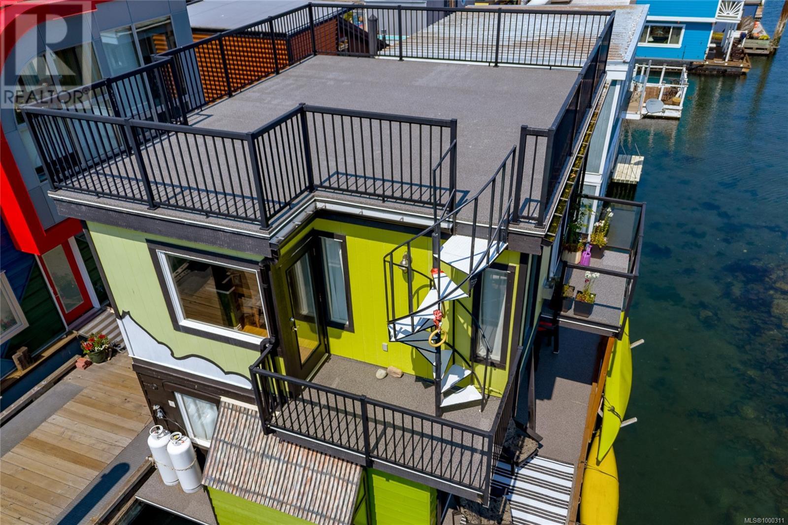 A2 1 Dallas Rd, Victoria, British Columbia  V8V 0B2 - Photo 2 - 1000311