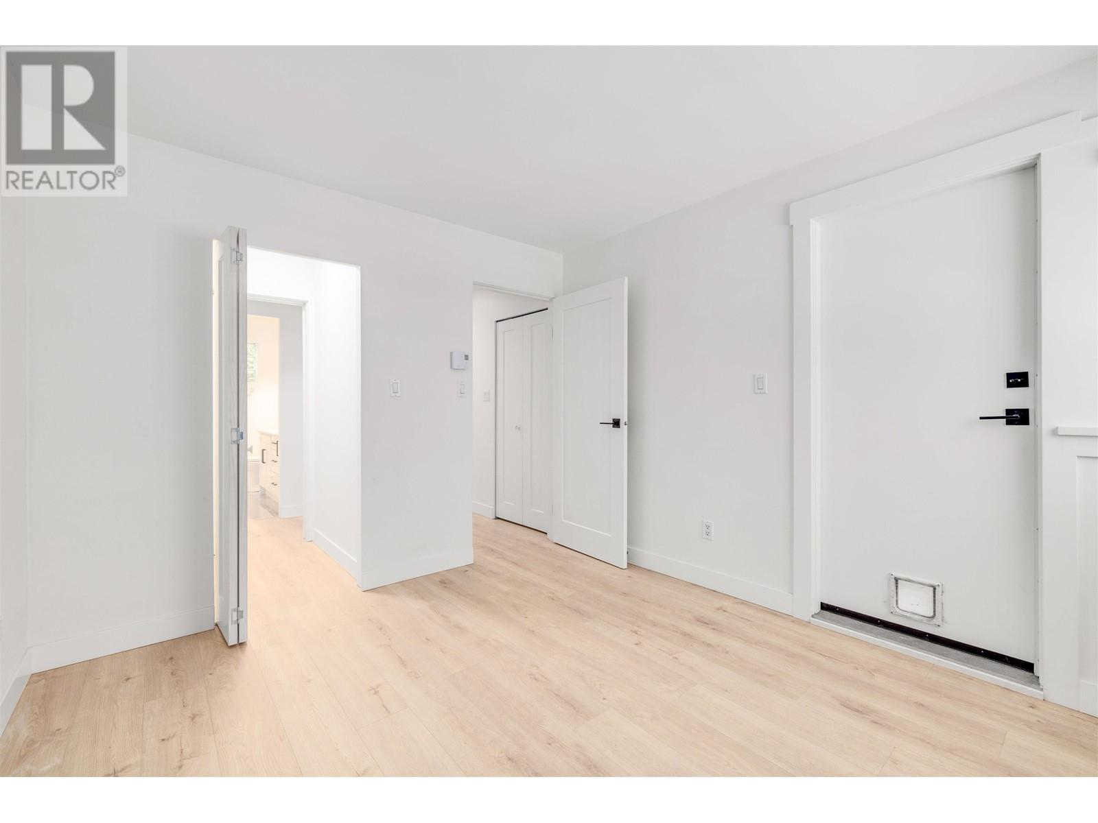 2415 W 6th Avenue, Vancouver, British Columbia  V6K 1W2 - Photo 19 - R3010850