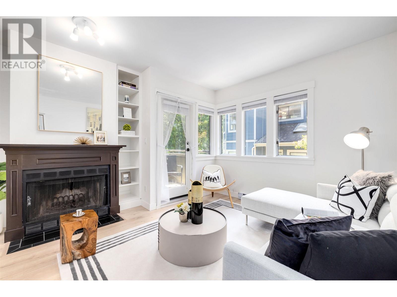 2415 W 6th Avenue, Vancouver, British Columbia  V6K 1W2 - Photo 5 - R3010850