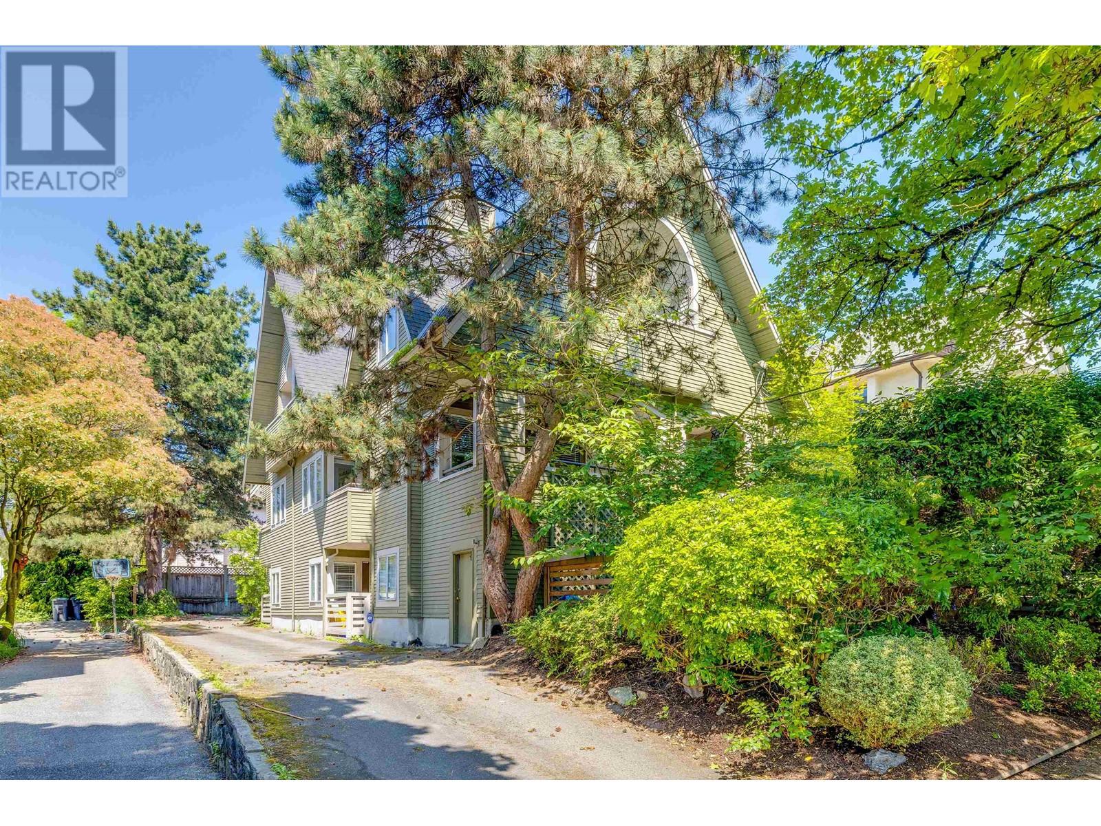 Property at 2415 W 6TH AVENUE image 2